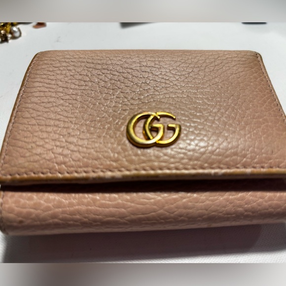 Gucci Handbags - Gucci trifold wallet includes coin pouch